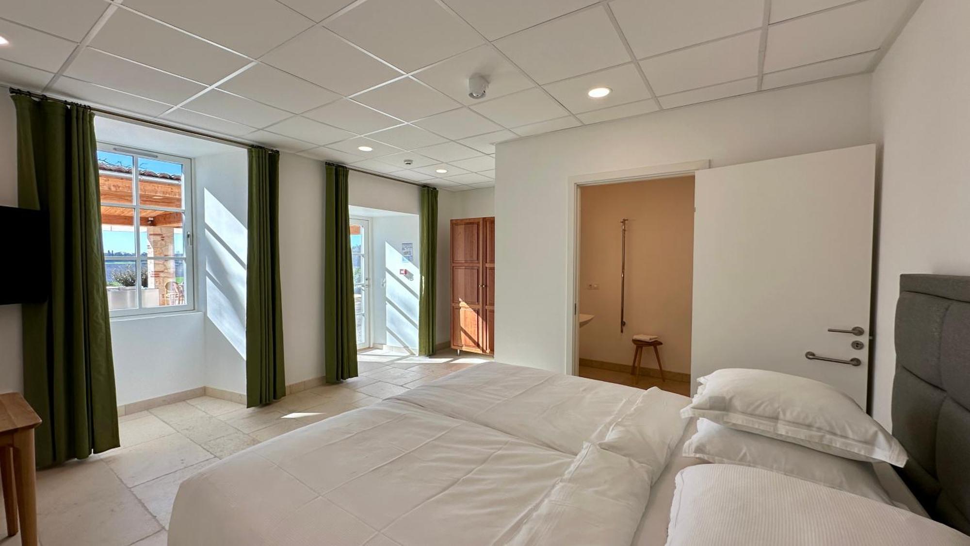 Chateau Lecusse - La Grande Roche - Hotel, Spa, Boutique & Restaurant Broze Eksteriør billede